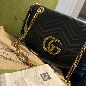*AUTHENTIC* Medium Gucci Marmont Bag
